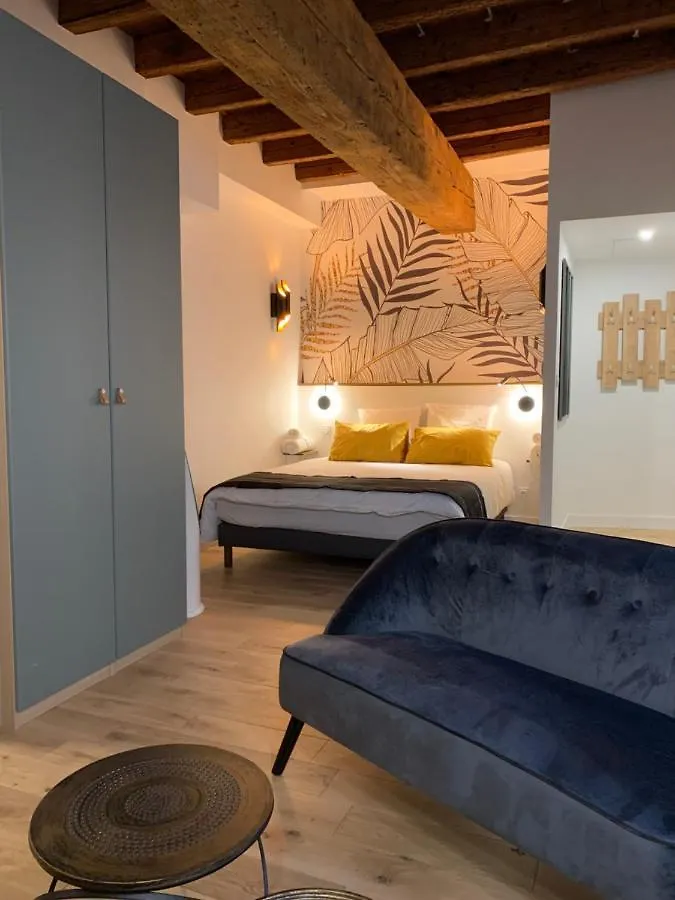 Luxe Et Calme En Hyper Centre - La Cour Des Bois Apartment Lyon