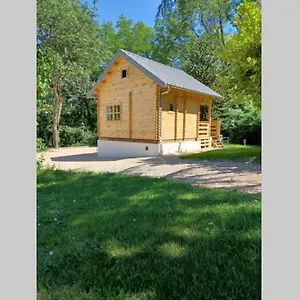L'oree Des Bois , Detente Et Calme . Chalet